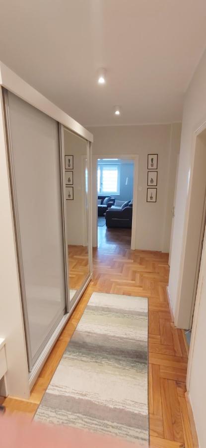 Kikinda Lux Apartman Ava מראה חיצוני תמונה